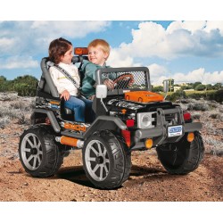 Gaucho Rock in 4x4 12v -car electric kids 2 seater Peg-Pérego Exhausted
